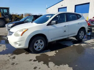Nissan Rogue S 2.5L 4 2012