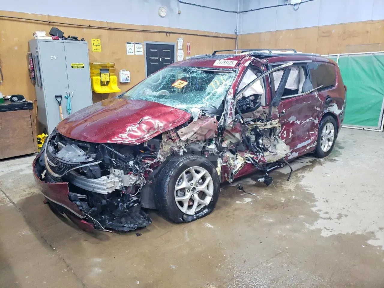 Chrysler Pacifica LIMITED 3.6L 6 2020