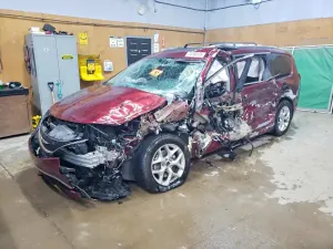 Chrysler Pacifica LIMITED 3.6L 6 2020