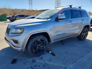 Jeep Grand Cherokee LAREDO 3.6L 6 2015