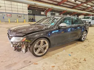 Audi S4 PRESTIGE 3.0L 6 2011
