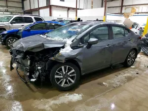 Nissan Versa SV 1.6L 4 2025