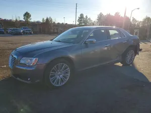 Chrysler 300C 5.7L 8 2011