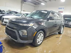 Kia Soul LX 2.0L 4 2021