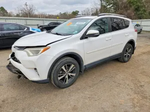Toyota Rav4 XLE 2.5L 4 2017