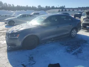 Volkswagen Jetta 2.0L 4 2013