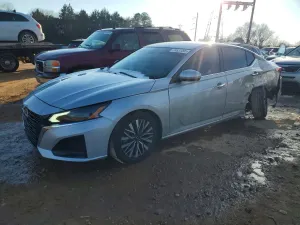 Nissan Altima 2.5L 4 2023