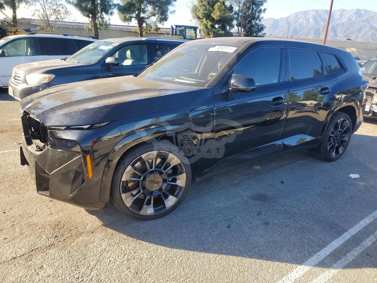 BMW XM 4.4L 8 2023