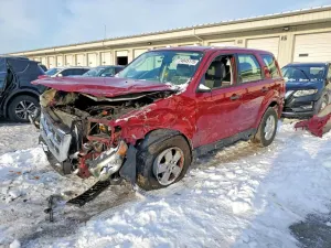 Ford Escape XLS 2.5L 4 2012