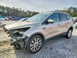Ford Escape TITANIUM 2.0L 4 2017