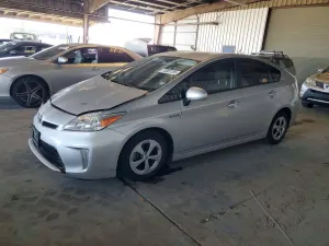 Toyota Prius 1.8L 4 2015