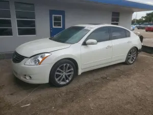 Nissan Altima BASE 2.5L 4 2010