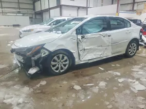 Toyota Corolla LE 2.0L 4 2024
