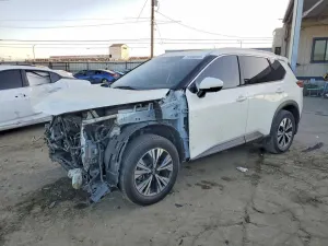 Nissan Rogue SV 2.5L 4 2021