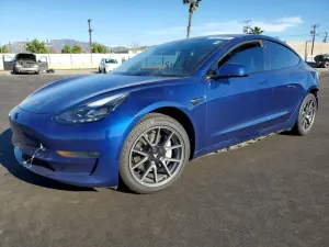 Tesla Model 3 2022