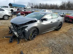 Nissan Maxima SV 3.5L 6 2021
