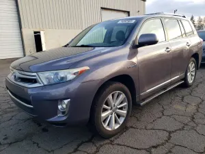 Toyota Highlander HYBRID LIMITED 3.5L 6 2013