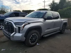 Toyota Tundra 3.4L 6 2023