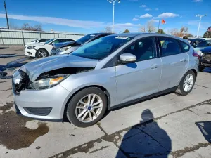 Ford Focus SE 2.0L 4 2016