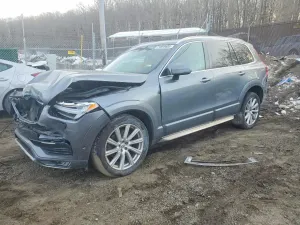 Volvo XC90 T6 2.0L 4 2016