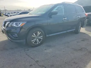 Nissan Pathfinder S 3.5L 6 2019