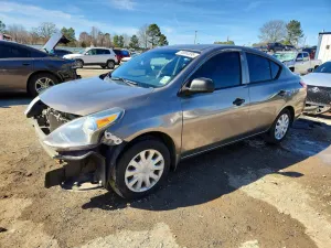 Nissan Versa S 1.6L 4 2015