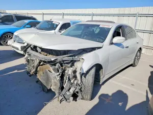 Hyundai Genesis 2013
