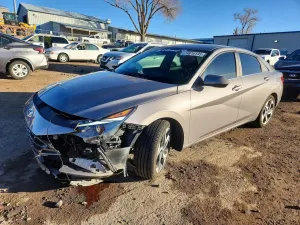 Hyundai Elantra SEL 2.0L 4 2022