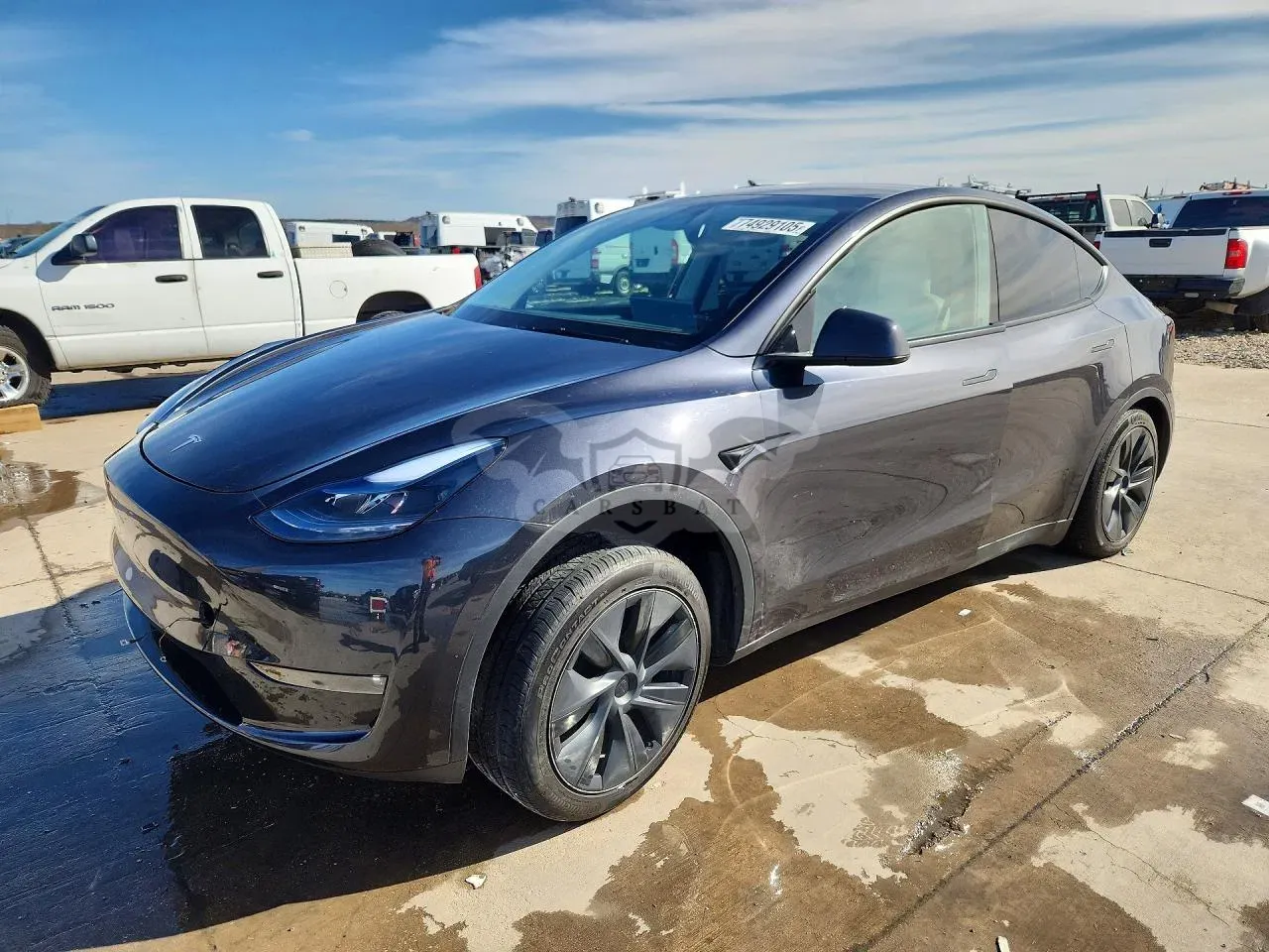 Tesla Model Y 2024