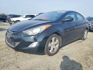 Hyundai Elantra GLS 1.8L 4 2013