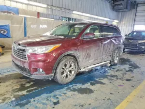 Toyota Highlander 3.5L 6 2015
