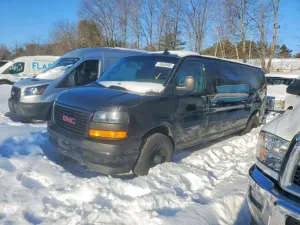 GMC Savana G3500 6.6L 8 2021