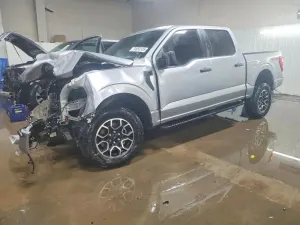 Ford F-150 SUPERCREW 5.0L 8 2023
