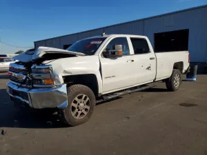 Chevrolet Silverado 1500 K2500 HEAVY DUTY 6.6L 8 2017