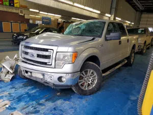Ford F-150 SUPERCREW 5.0L 8 2013