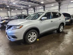 Nissan Rogue S 2.5L 4 2015