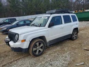 Jeep Patriot LATITUDE 2.0L 4 2016