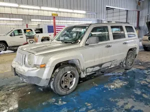 Jeep Patriot SPORT 2.4L 4 2012