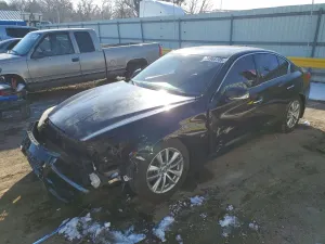 Infiniti Q50 3.7L 6 2014