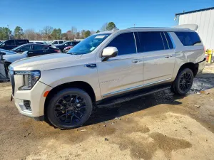 GMC Yukon DENALI 6.2L 8 2024