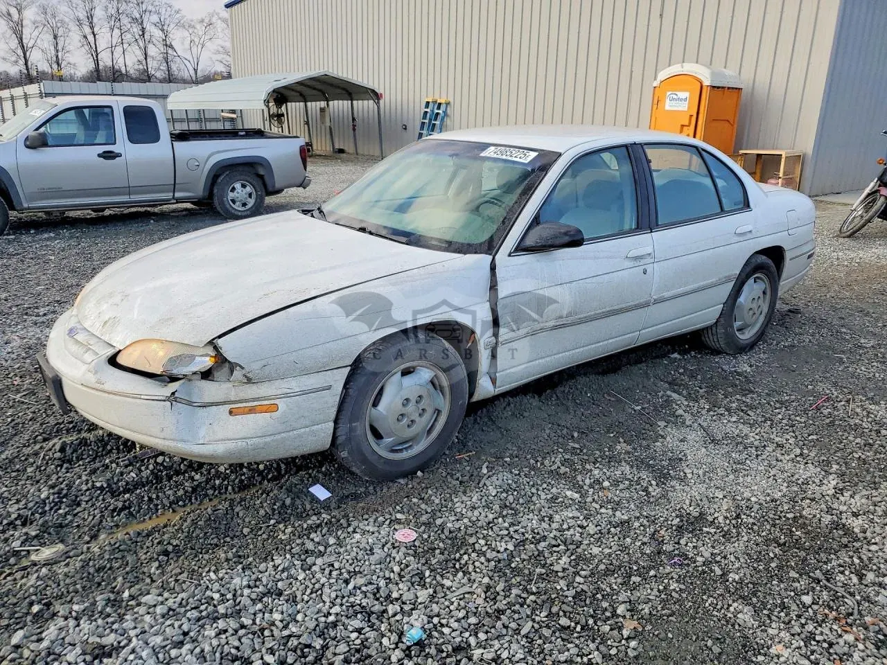 Chevrolet Lumina BASE 3.1L 6 1999