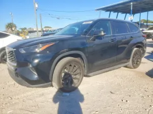 Toyota Highlander L 2.4L 4 2023