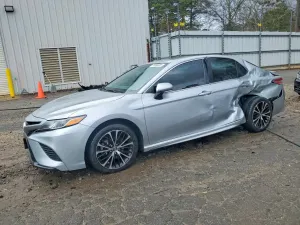 Toyota Camry L 2.5L 4 2018