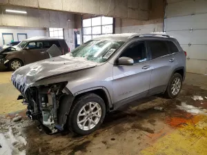 Jeep Cherokee LATITUDE 2.4L 4 2017