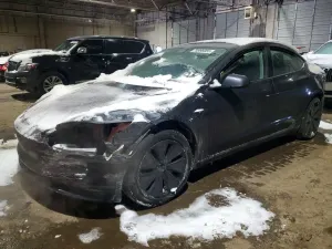 Tesla Model 3 2025