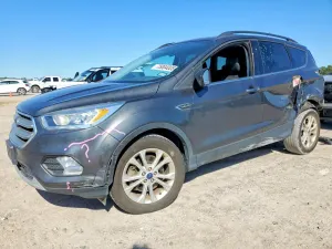 Ford Escape SE 2.0L 4 2017