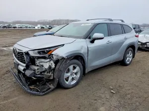 Toyota Highlander 3.5L 6 2021