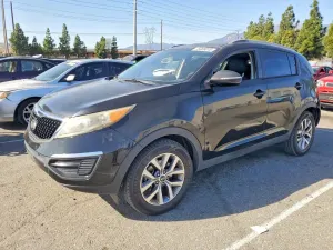 Kia Sportage LX 2.4L 4 2015