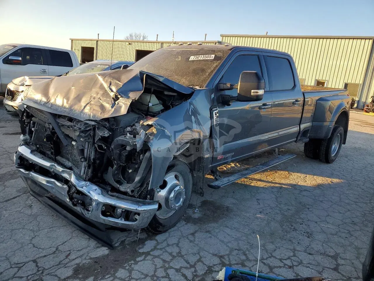 Ford F-350 SUPER DUTY 6.7L 8 2024