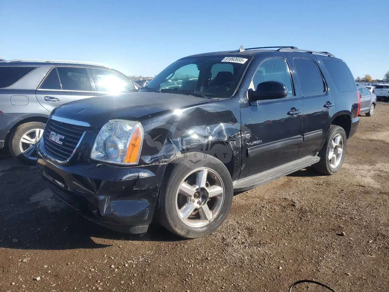 GMC Yukon SLE 5.3L 8 2013